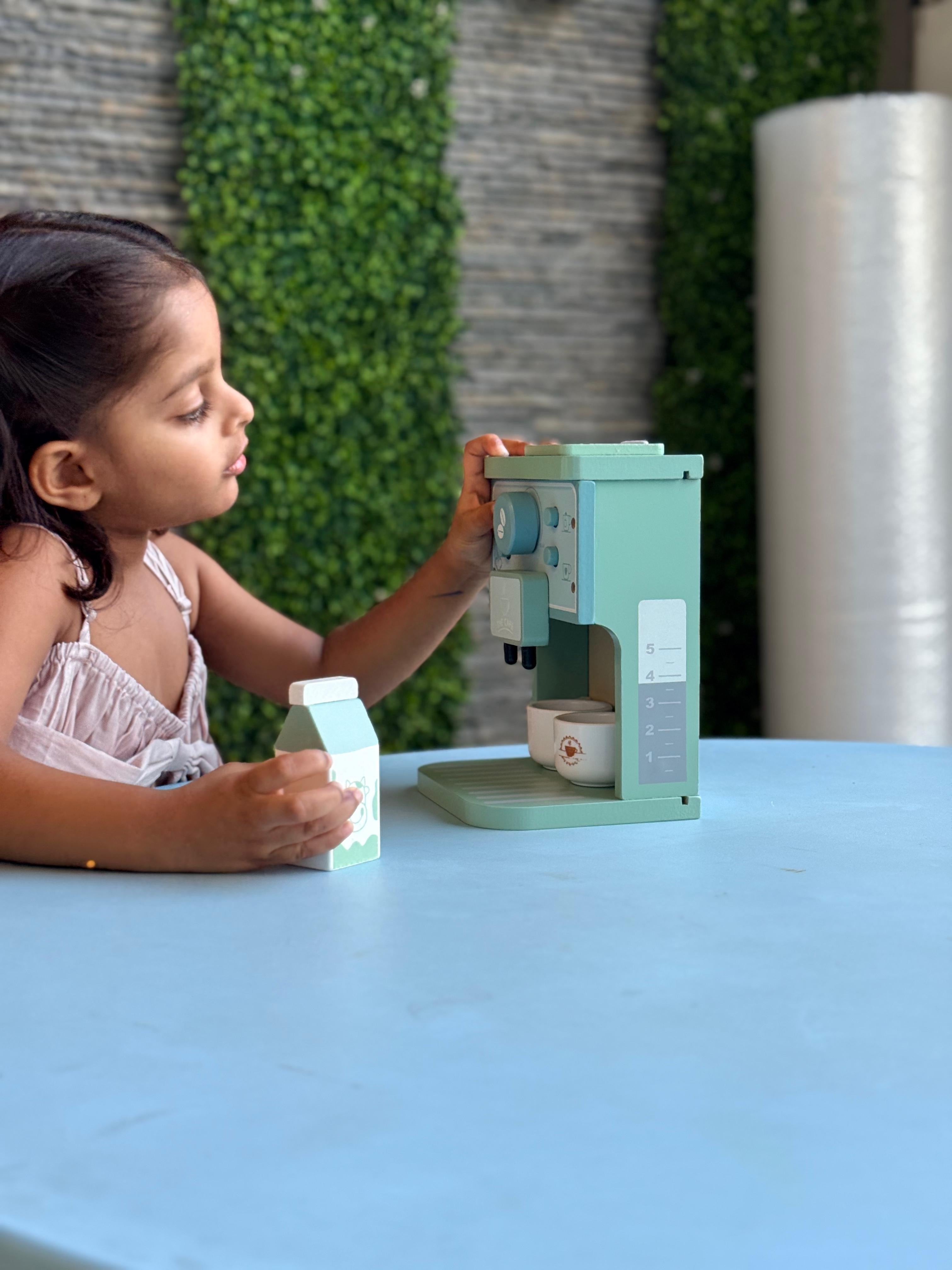 “Mini Barista – My Little Coffee Maker”