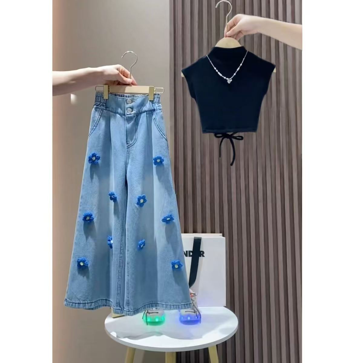 Girls' Summer Outfit 2026 New Trendy Children's Fashionable Waist-Exposing Clothing Set for Older Kids Denim Wide-Leg Pants Two-Piece Set