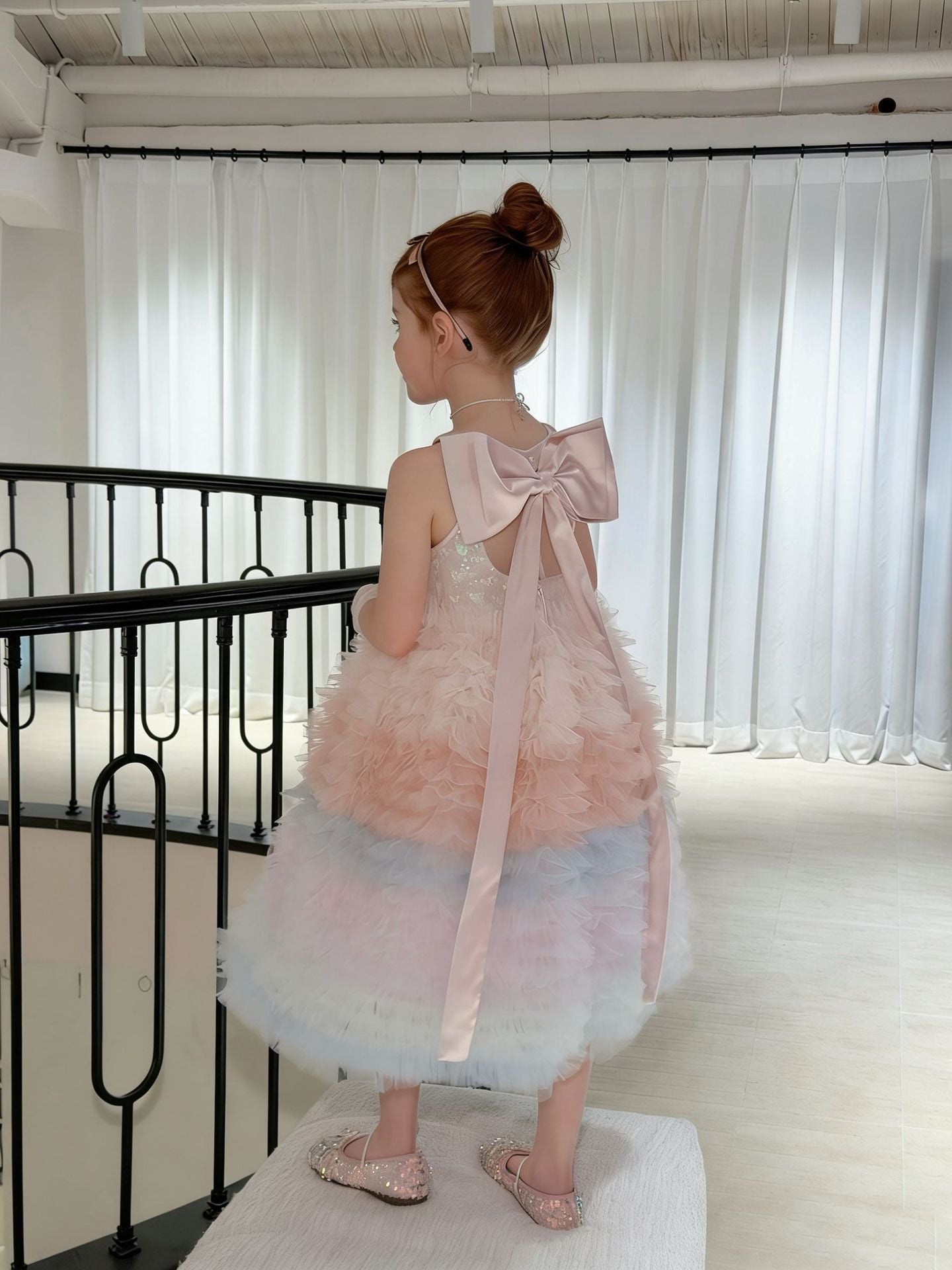 Girls' Gradient Mesh Cake Skirt Summer Halter Neck Sleeveless Princess Dress Children's Birthday Dress Stylish Puffy Skirt