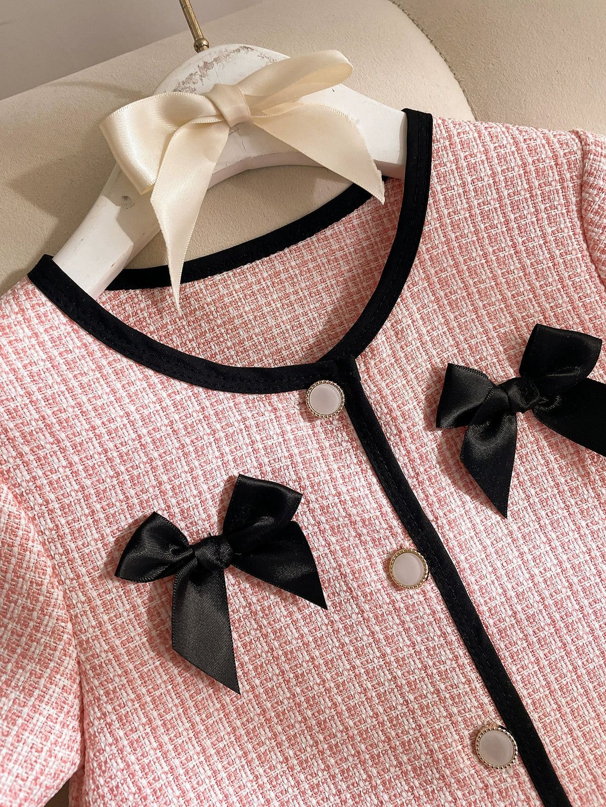Girls' Summer New 2026 Design Casual Loose-Fitting College-Style Dress with 3D Bow Decoration