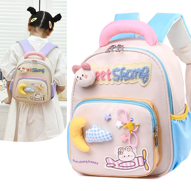 New Kindergarten School Bag Girls' Kindergarten Small Class Middle Class Large Class Cartoon Lightweight Soft Travel Children's Male Backpack