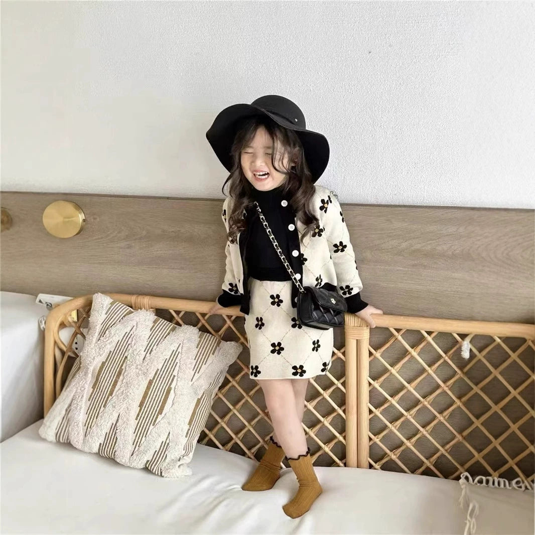 Korean Children's Clothing for Girls, Small Chanel-Style Sweater Set, 2026 Spring and Autumn Stylish Floral Cardigan and Skirt Two-Piece Set