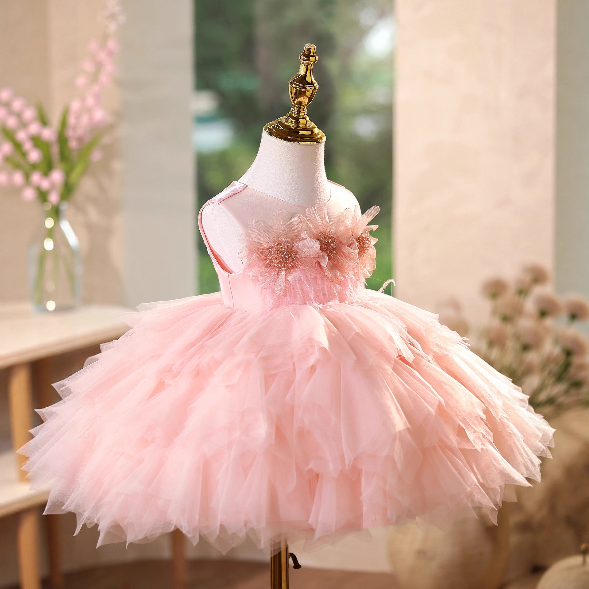 Children's Birthday First Birthday Princess Dress Light Luxury Niche 2026 New Model Host Flower Girl Girl's Piano Performance Dress