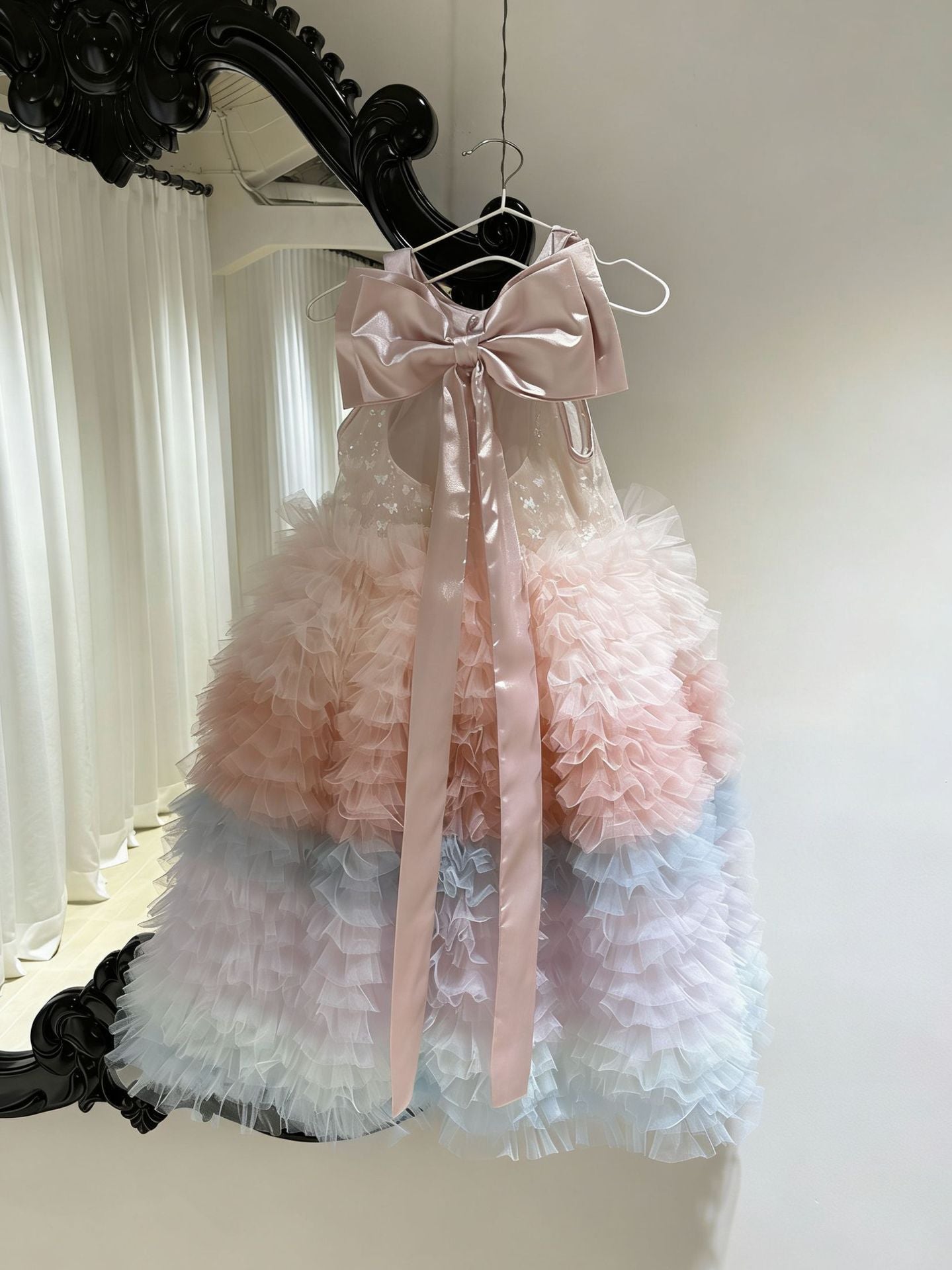 Girls' Gradient Mesh Cake Skirt Summer Halter Neck Sleeveless Princess Dress Children's Birthday Dress Stylish Puffy Skirt