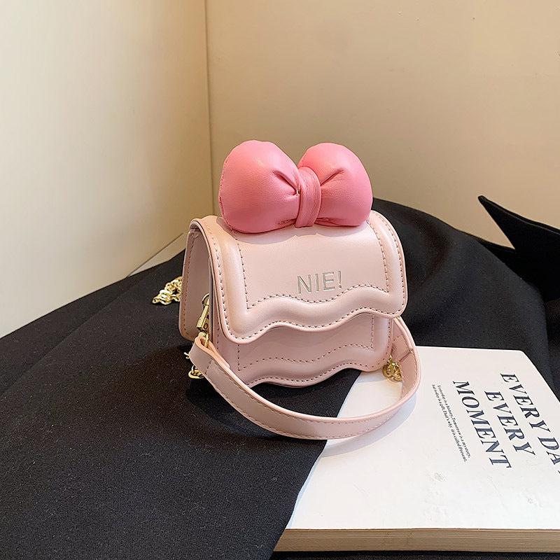Autumn New Korean Version Mini Shoulder Bag for Children and Girls Bow Chain Crossbody Small Bag Family Bag Women's Bag