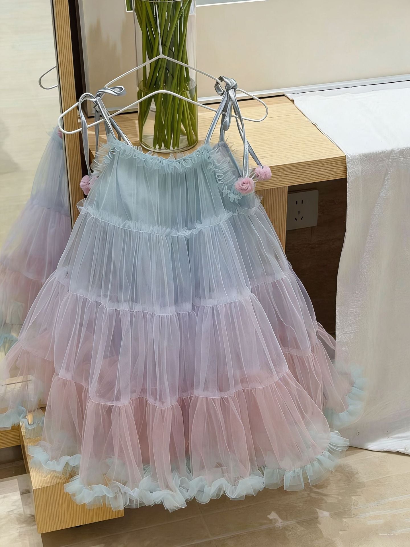 2026 Summer Girls' Mesh Puffy Skirt Gradient Strap Dress Children's Performance Costume Wholesale Baby Girl Dress