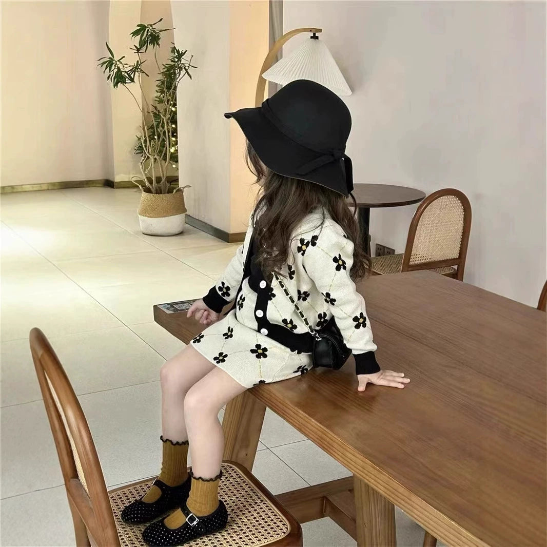 Korean Children's Clothing for Girls, Small Chanel-Style Sweater Set, 2026 Spring and Autumn Stylish Floral Cardigan and Skirt Two-Piece Set