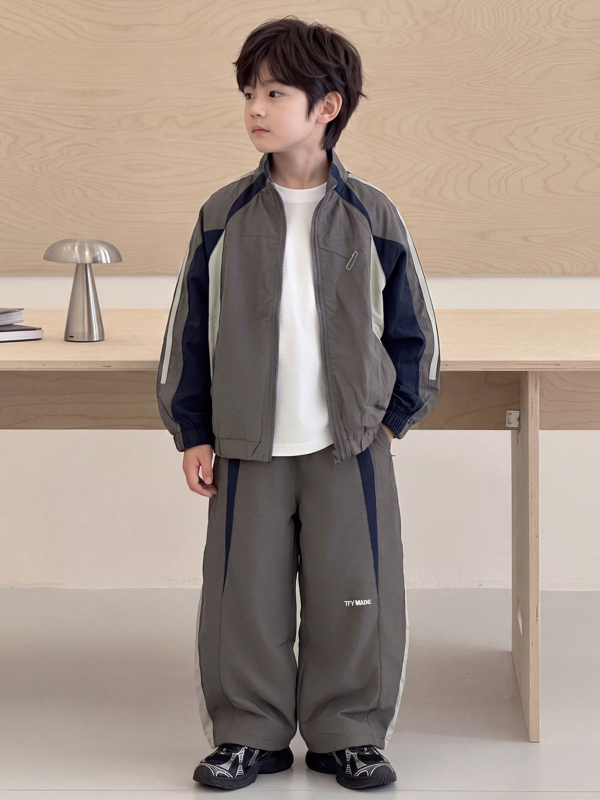 2026秋季新款儿童拼色运动套装男中大童宽松休闲两件套潮复古套装