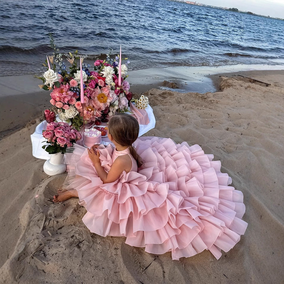 Halter Neck Sweet Cake Dress 2026 Spring New Style Light Pink Fashionable Sleeveless Children's Runway Dress Factory Product