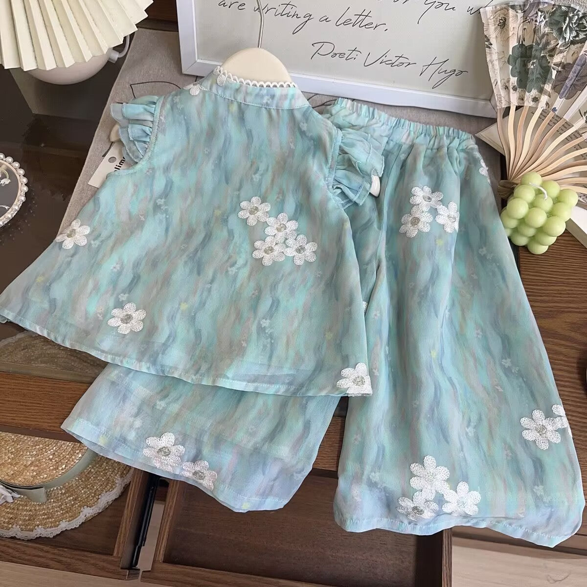Summer Girls suit Guofeng 2025 New Embroidered Lace Vest Top Wide Leg Pants New Chinese Two-piece Set