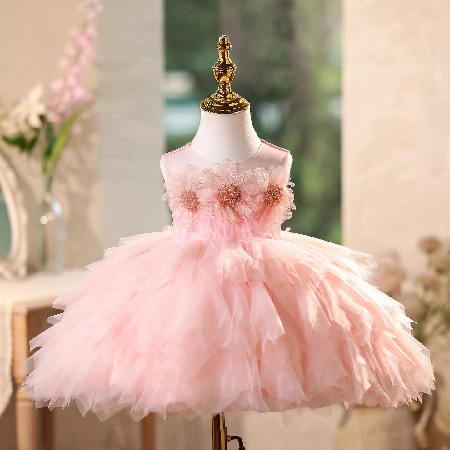 Children's Birthday First Birthday Princess Dress Light Luxury Niche 2026 New Model Host Flower Girl Girl's Piano Performance Dress