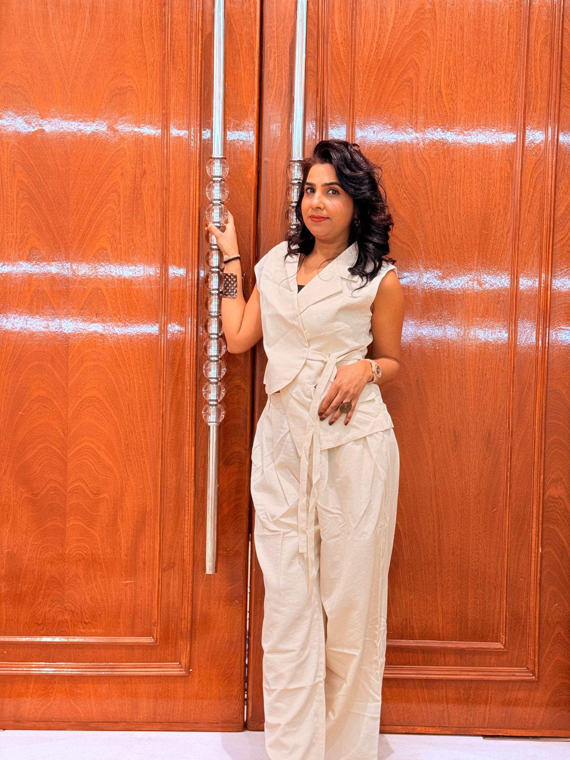 ✨ Dimorra Club – White Elegant Co-ord Set ✨